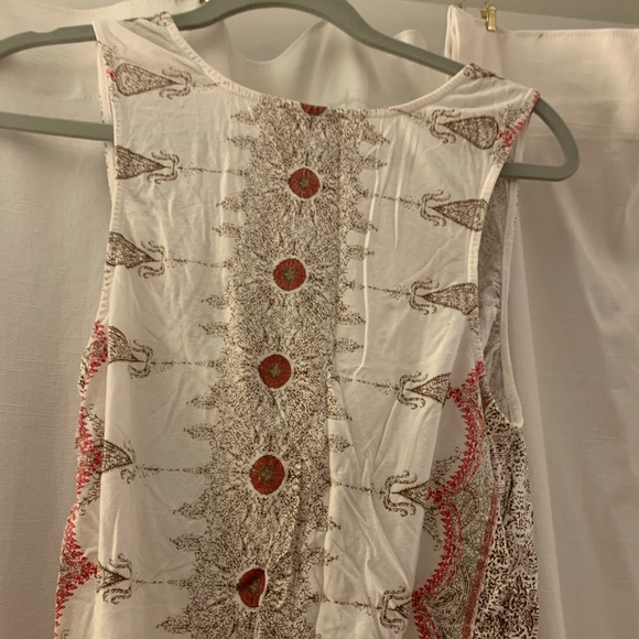 Language top - Picture 12 of 14